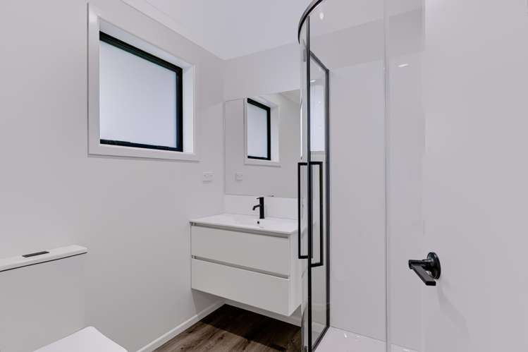 28b Cloten Road Stratford_16