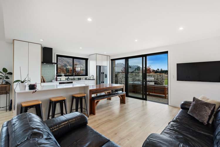 12 Little Orchard Way Wanaka_28