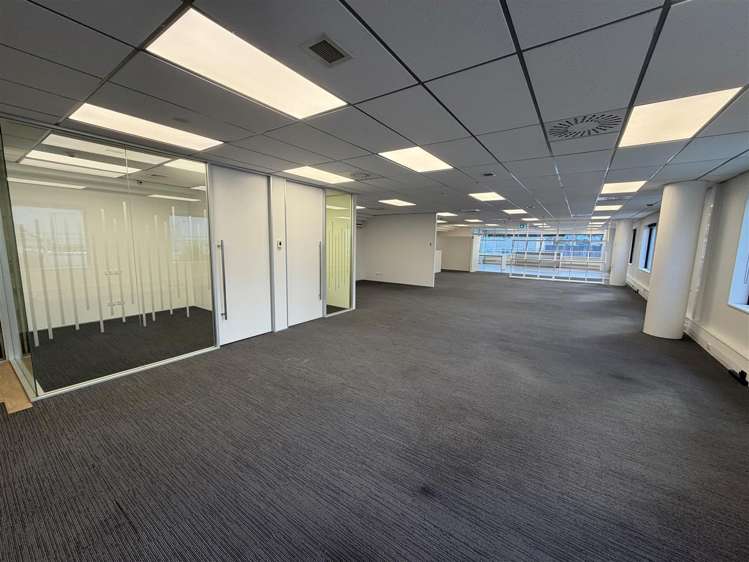 187 Broadway Newmarket_5