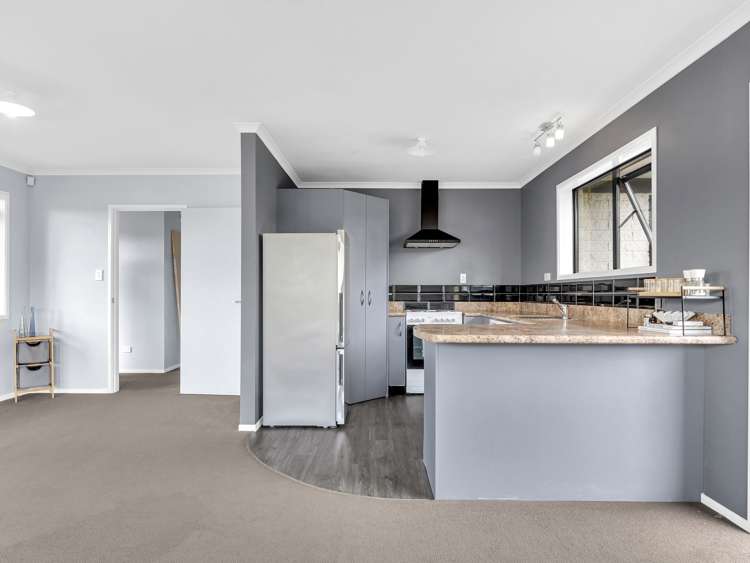 66 Lisa Crescent Mangakakahi_4