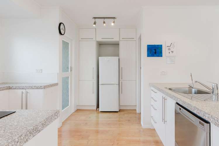 35 Alison Street Hamilton Lake_10