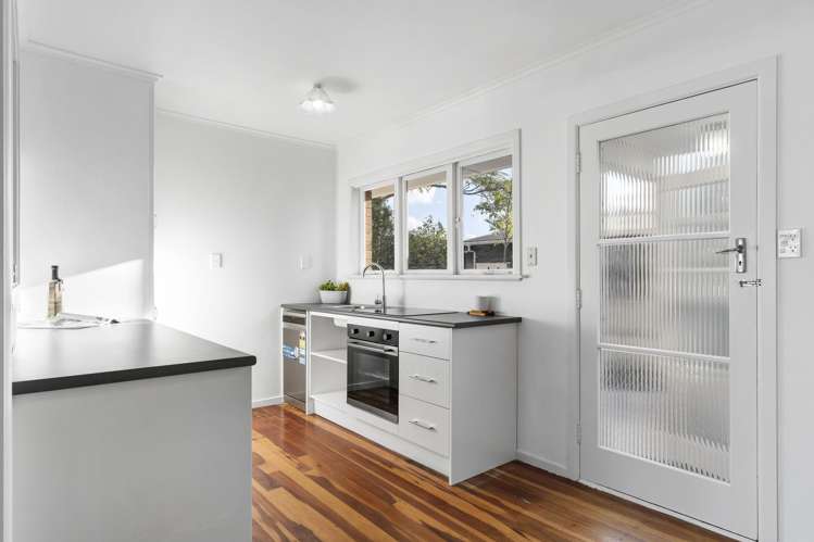 5 Middlesex Road_5
