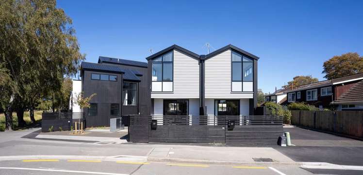 2/27 Harewood Road_0