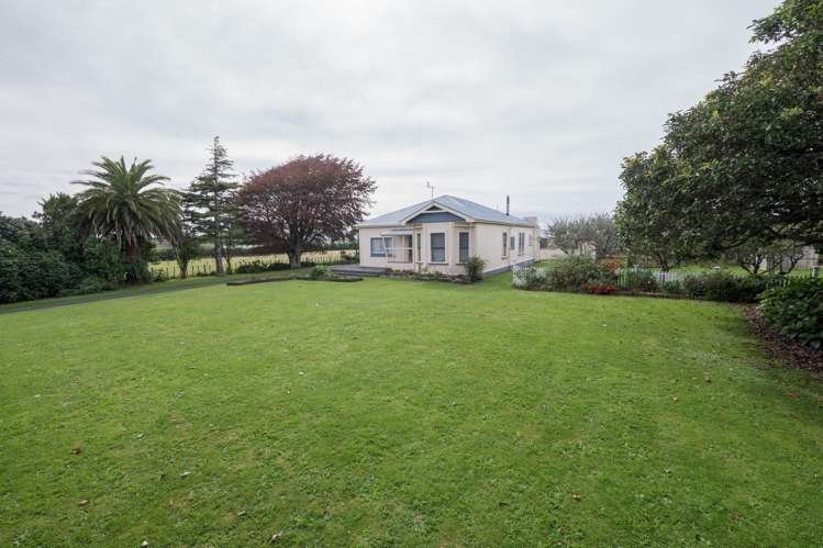 24 Bird Road Stratford_7