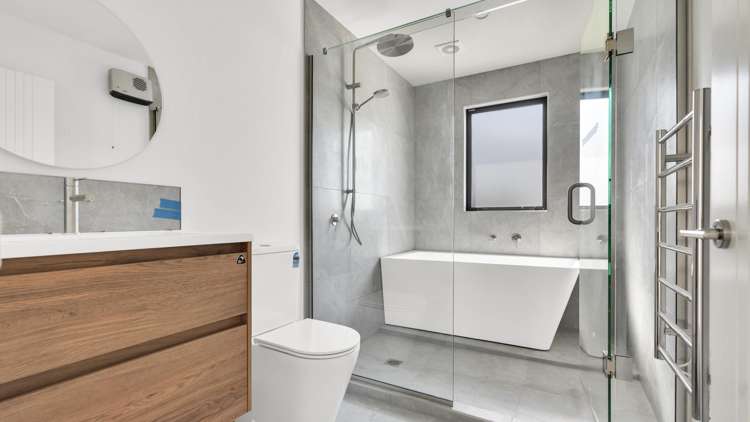 1-3/9 Kearneys Road Linwood_7