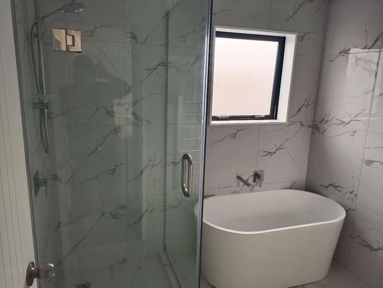 2 Han Court Glen Eden_6