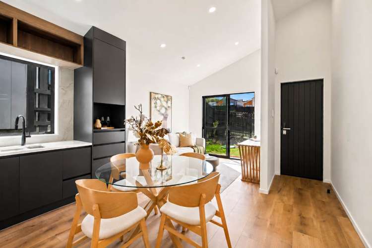 74 Ara Taha Crescent Orewa_5