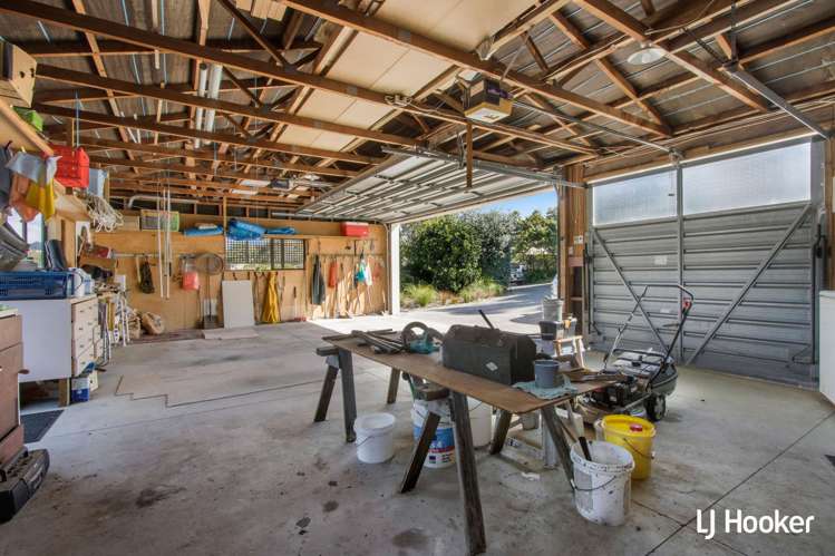 16 Pohutukawa Drive Athenree_17