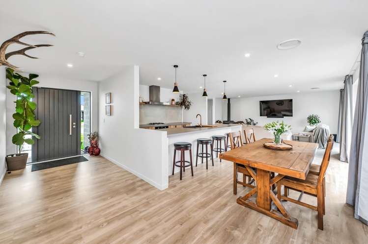 8 Perendale Place Kirwee_11