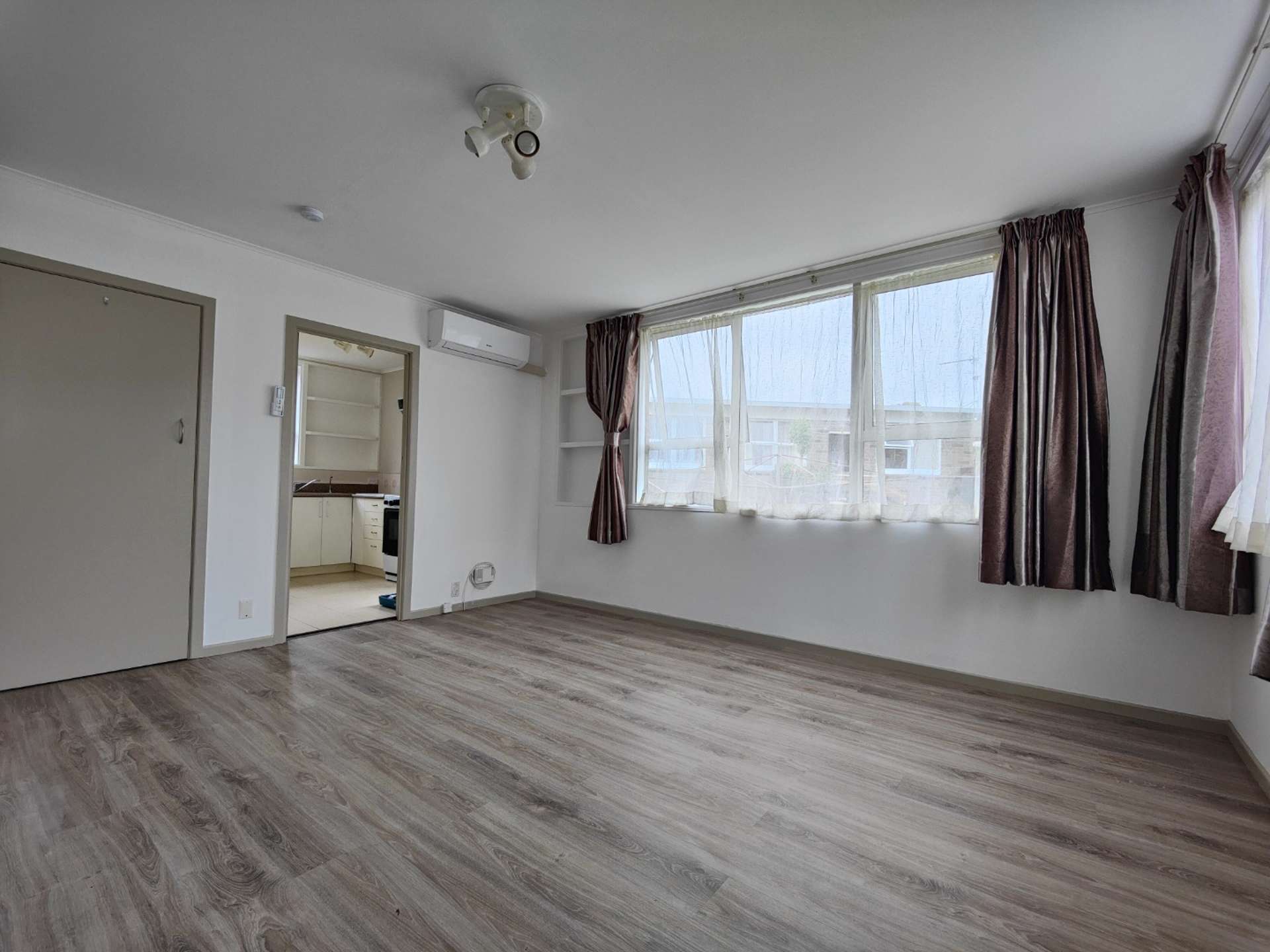 2/85 Owairaka Ave 1727_0