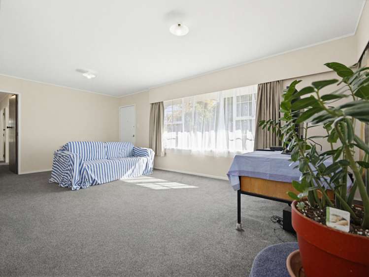15 Camden place Pukete_12
