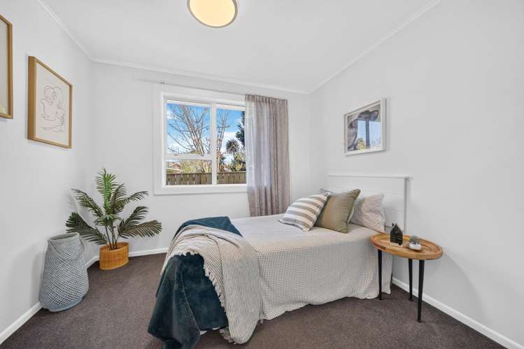 9 Lyttle Way Featherston_11