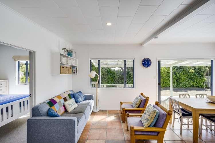 33 and 35 Airini Road Waimarama_13