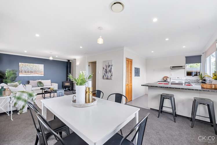 16 Hugh Duncan Street Haywards_8