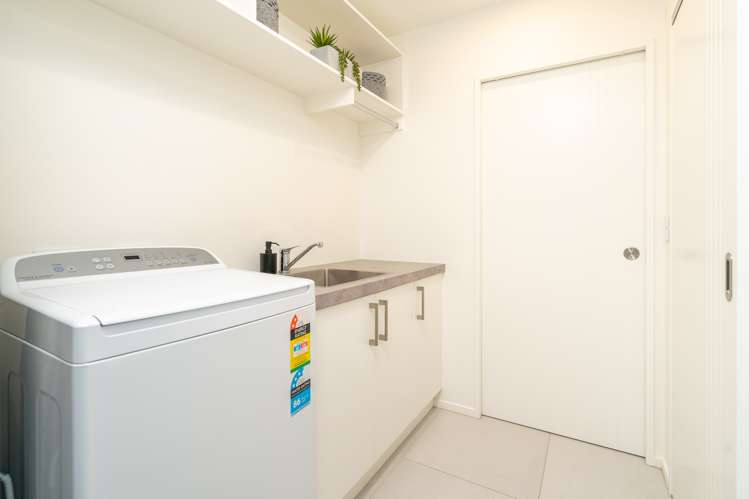 4 Aviation Lane Mosgiel_22