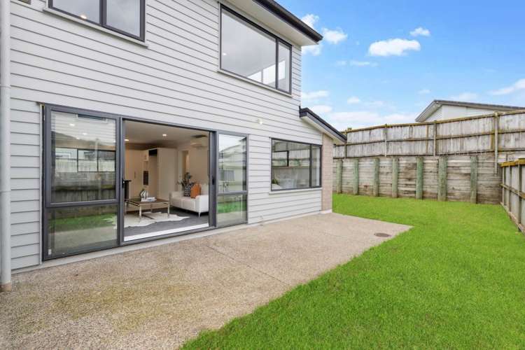 40 Jerpoint Drive Flat Bush_16