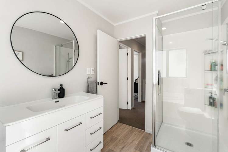 11A Waddell Avenue Pt England_13