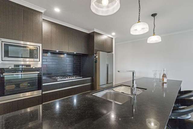45 Catalina Crescent Burleigh_2