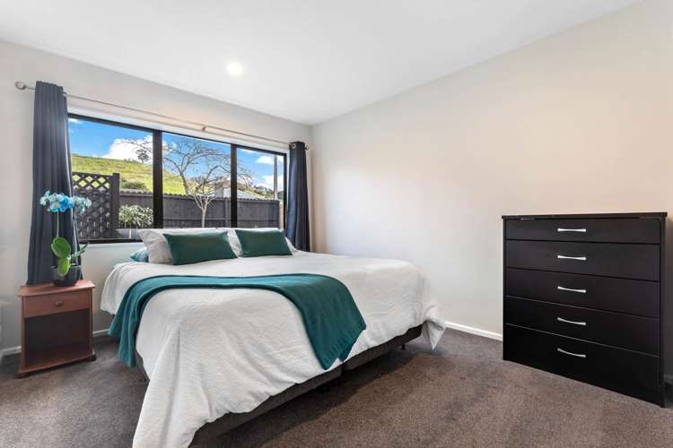 21 Koru Street Mangere Bridge_13