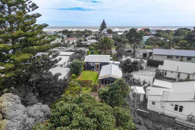8 The Avenue Otaki Beach_2