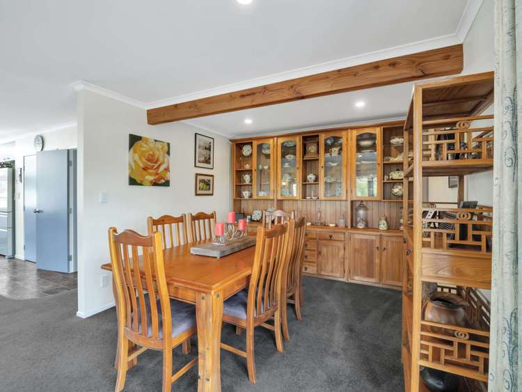 11 North Way Titirangi_4
