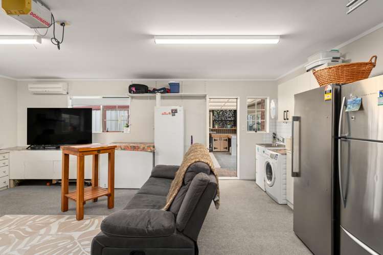 187 Sapphire Drive Hairini_19