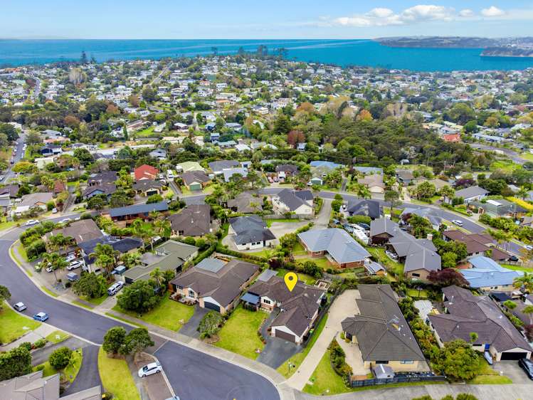 35 Rivervale Grove Stanmore Bay_26