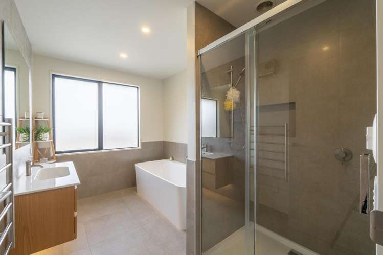 111 Blairlogie Close Otatara_19