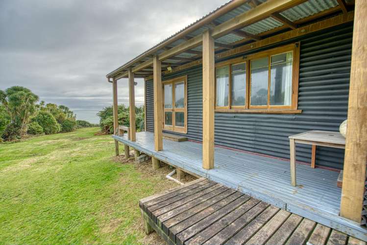 1307 Coast Road_2