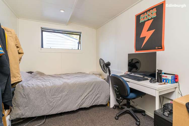 11 Knox Street North East Valley_12