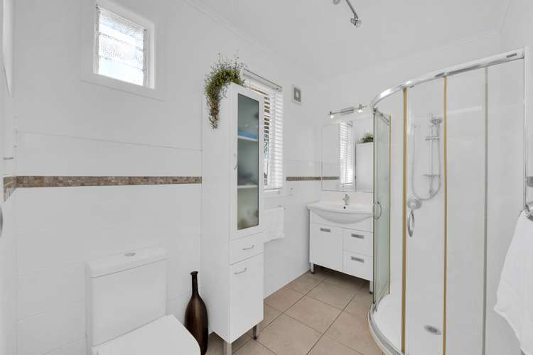 2 View Road Papakura_11