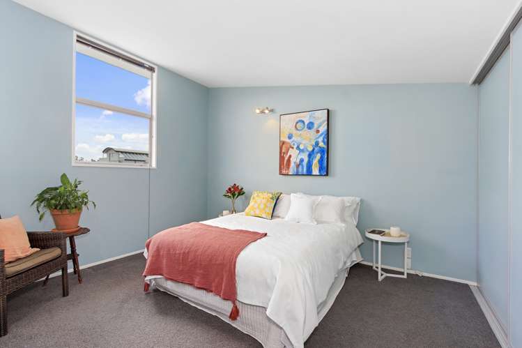 127a Rocking Horse Road Southshore_15