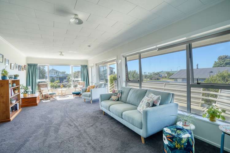 216 Revell Street Hokitika_6