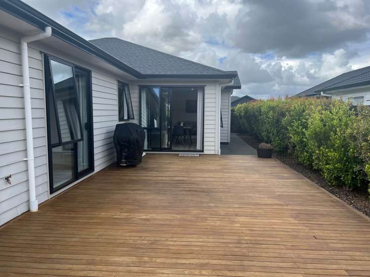 16 Sir Lincoln Drive Kumeu_16