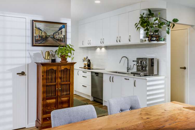 77 Bonair Crescent Silverdale_9