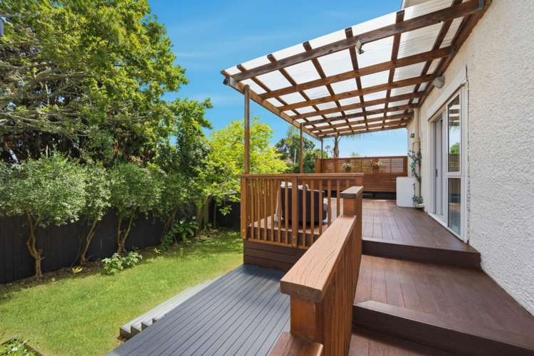 75 Alberton Avenue Mount Albert_22