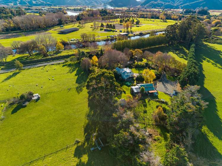 28 Bothams Bend Road Spring Creek_76