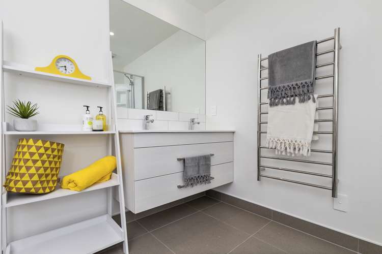 1 Pae Moana Place Stanmore Bay_17