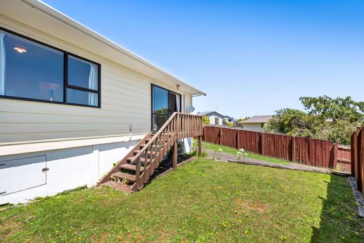 1/25 Invercargill Drive Kelson_1