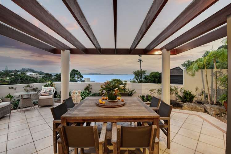 13 Joydon Place Stanmore Bay_8