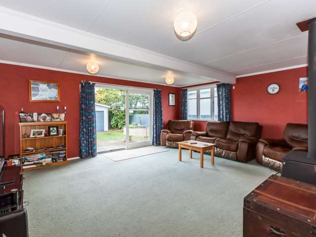 22 Ruanui Street Himatangi Beach_2