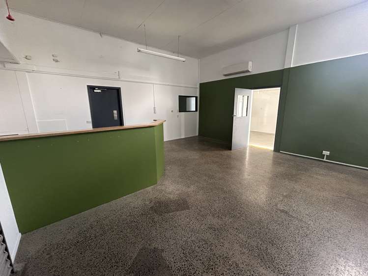 Unit 1/27 Factory Road Mosgiel_4