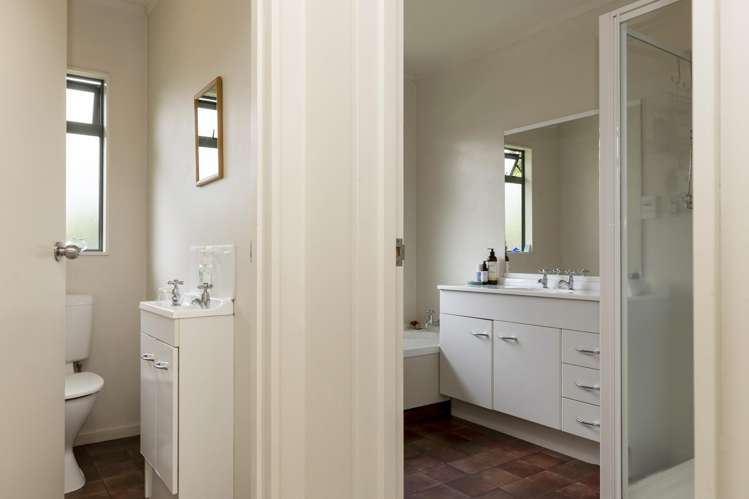 47 Hinekura Avenue Taupo_13