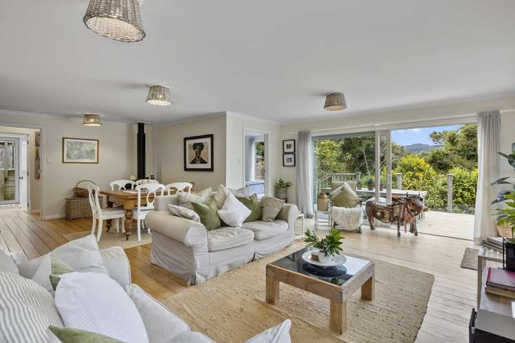 211 Doctors Point Road Waitati_12