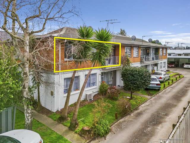 Smart Start or Investment Near Waikato Uni
