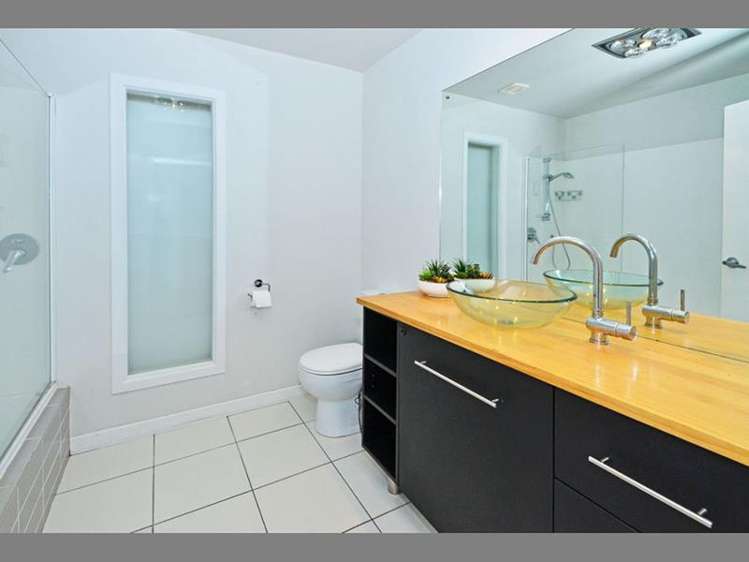 6 Gills Avenue Papakura_9