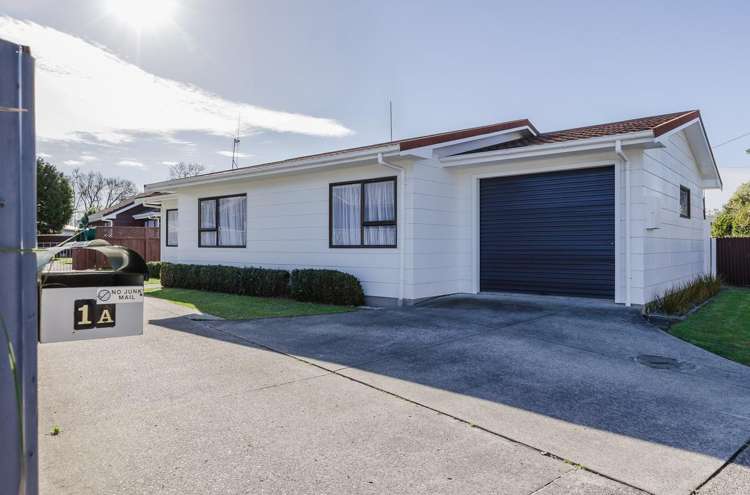 1 Laurel Place_0