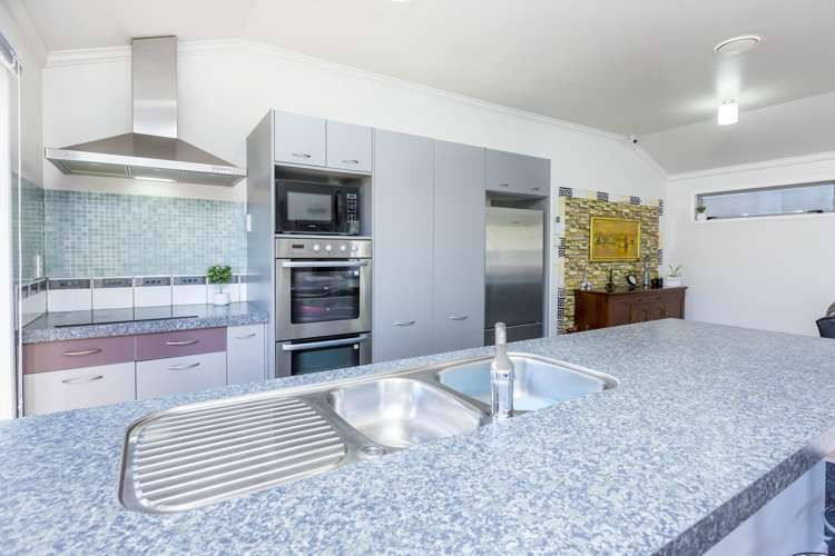 50 Stokes Valley Road Stokes Valley_5