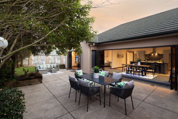 6 Merlin Close Huntington_31