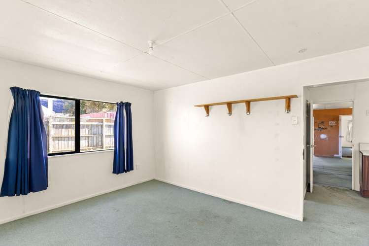 142 Main Road Makaraka_2